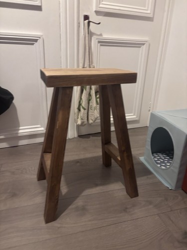 Pair wooden bar - of, stools