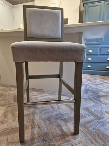 Great condition solid wood - great,